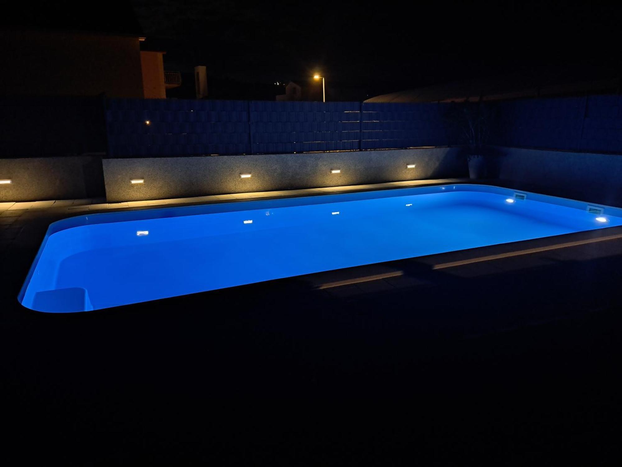 Villa Apartment Aa 2 Трогир Екстериор снимка