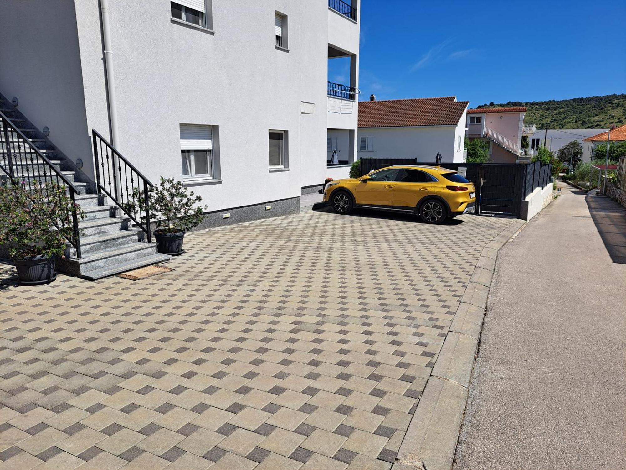 Villa Apartment Aa 2 Трогир Екстериор снимка